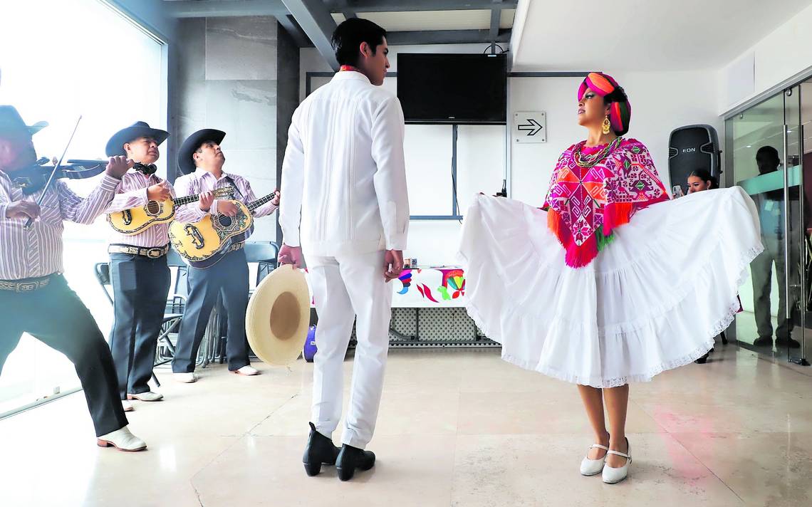 El huapango es un lenguaje musical lleno de alegría - El Sol de Hidalgo |  Noticias Locales, Policiacas, sobre México, Hidalgo y el Mundo